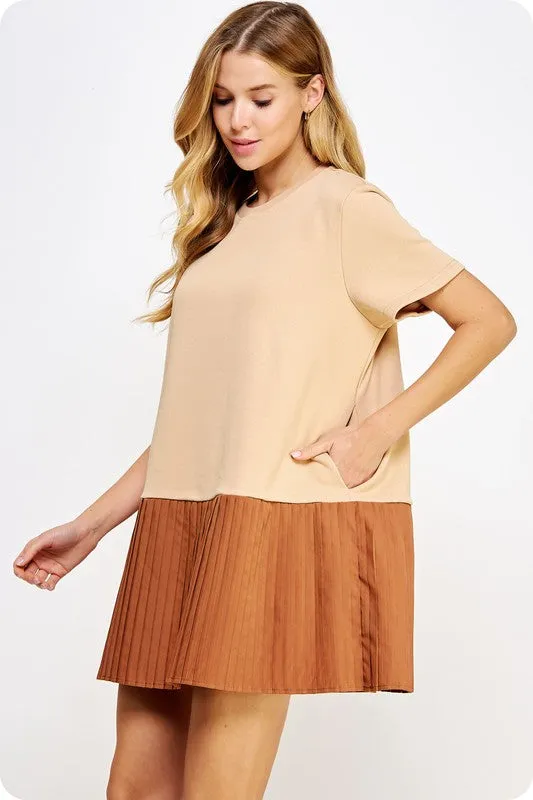 Poplin pleated taupe/brown dress