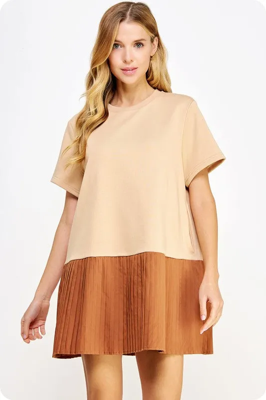 Poplin pleated taupe/brown dress