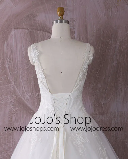 Princess Lace A-line Wedding Dress with V Neck and Open Back | QT85199