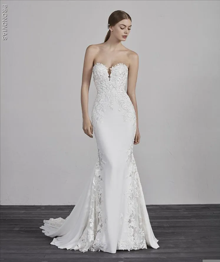 Pronovias: Epico