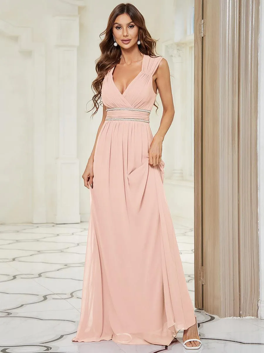 Robe longue de demoiselle d'honneur froncée à col en V