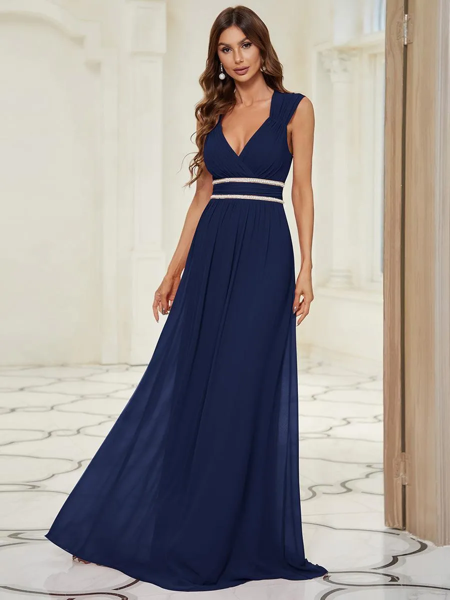 Robe longue de demoiselle d'honneur froncée à col en V
