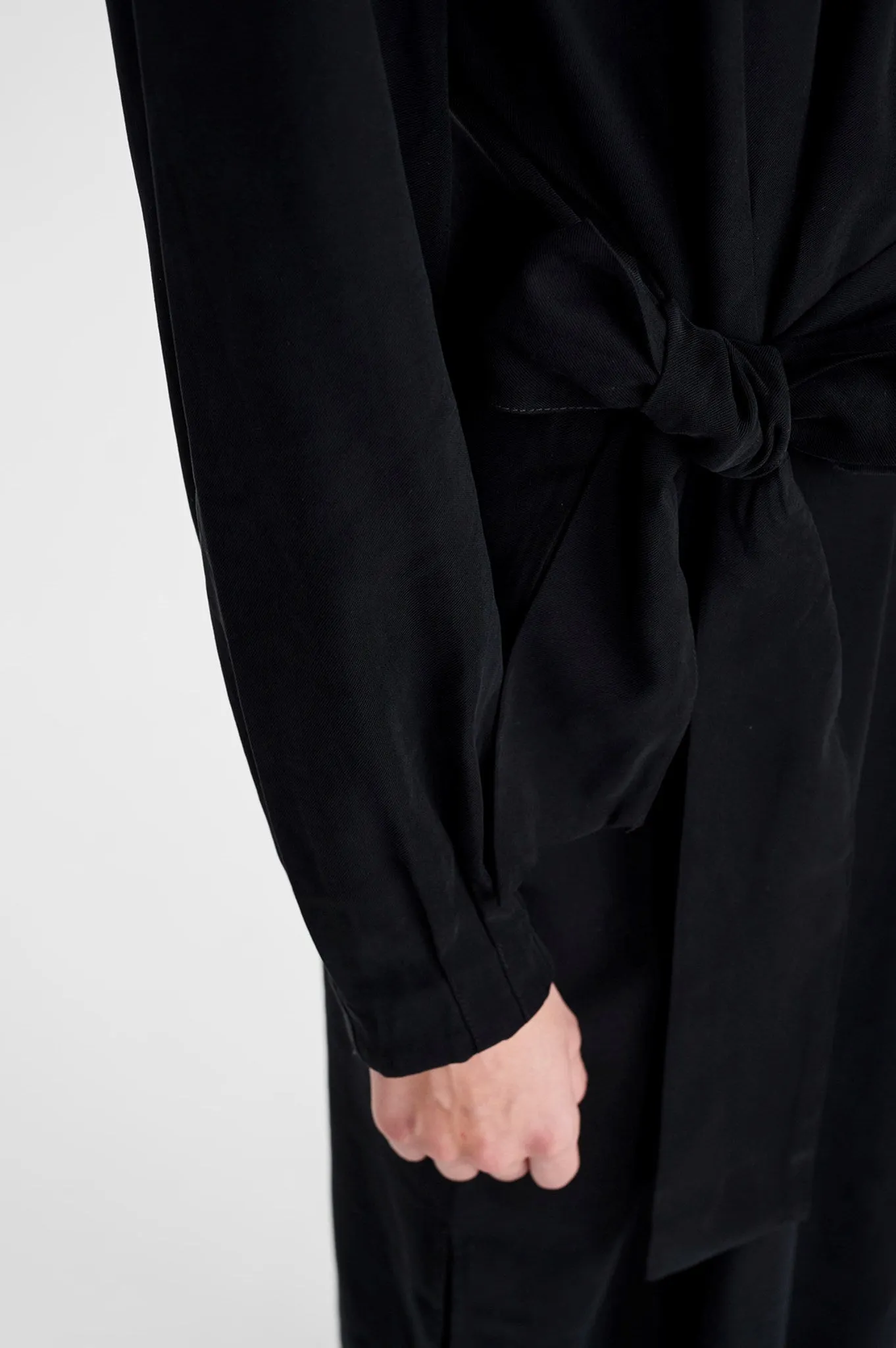 SISESSAN DRESS - Caviar
