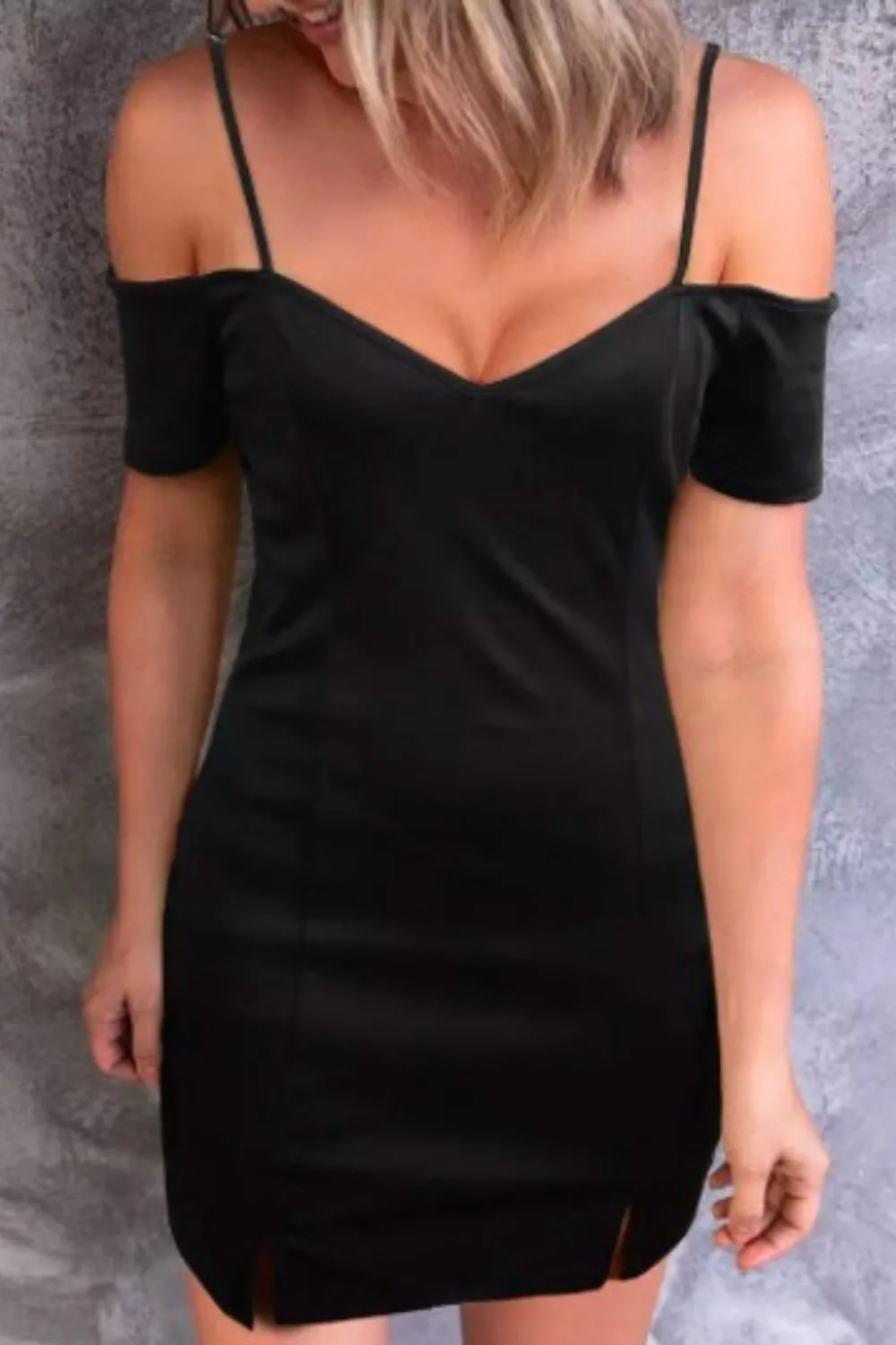 Slit Cold Shoulder  Bodycon Dress In Black