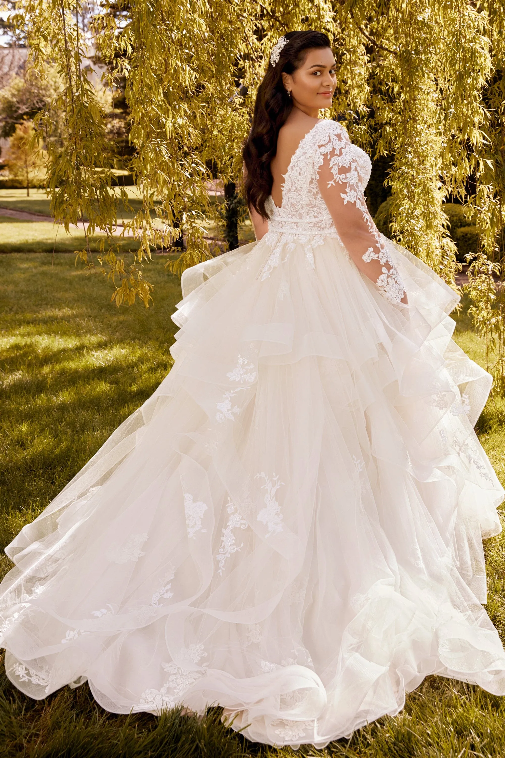 Sophia Tolli: Y12233SL
