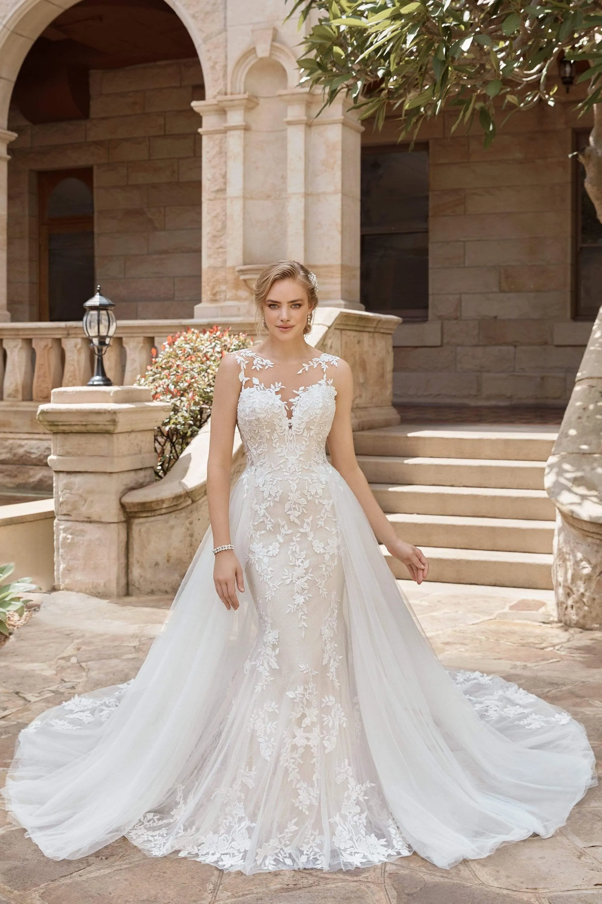 Sophia Tolli: Y22183Train