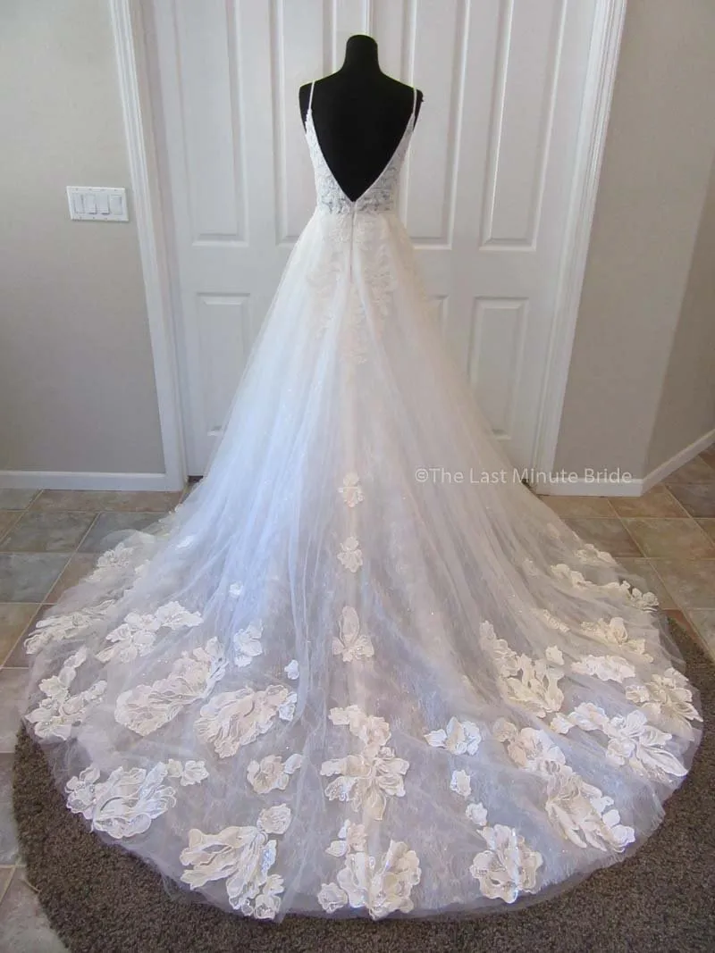 The Last Minute Bride Style Avery