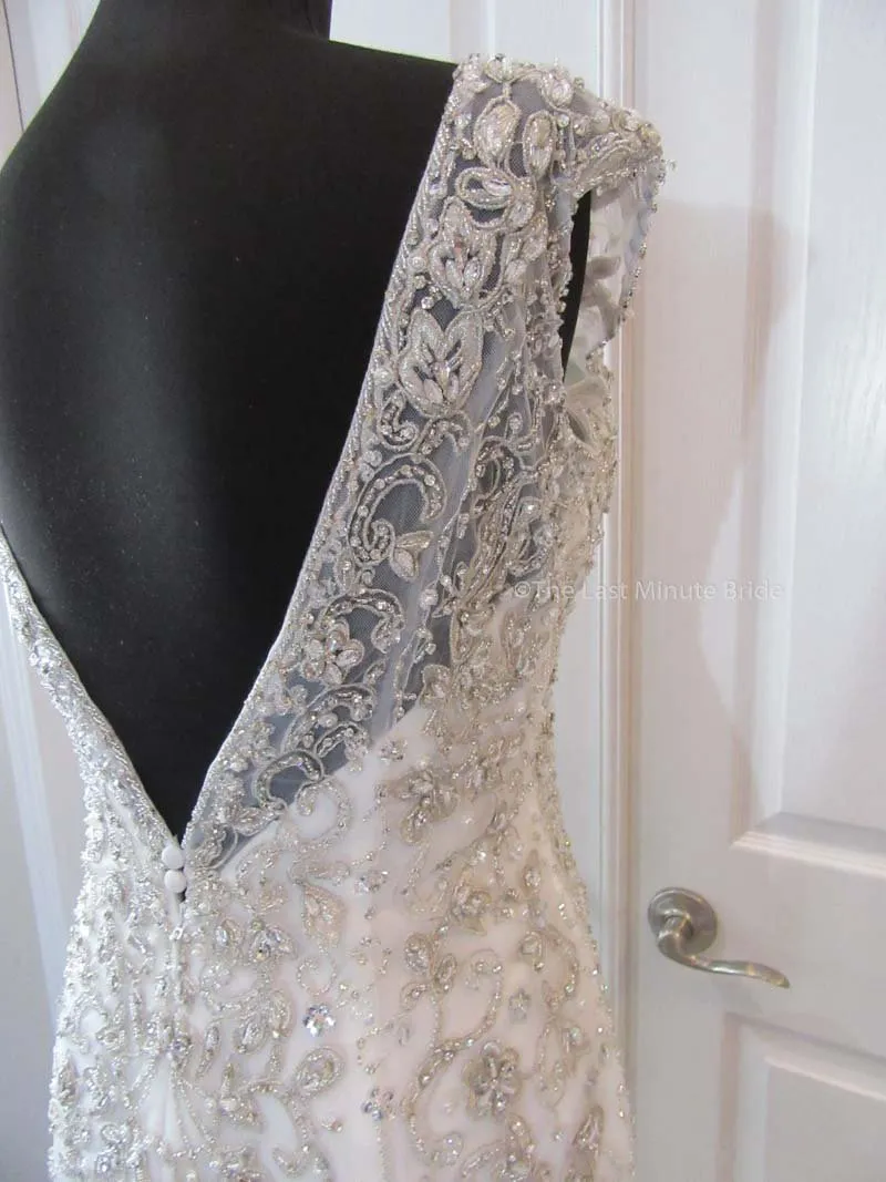The Last Minute Bride style Selena