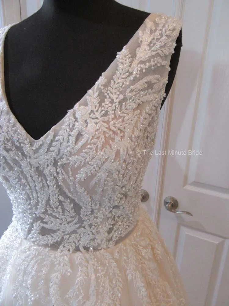 The Last Minute Bride syle Christy