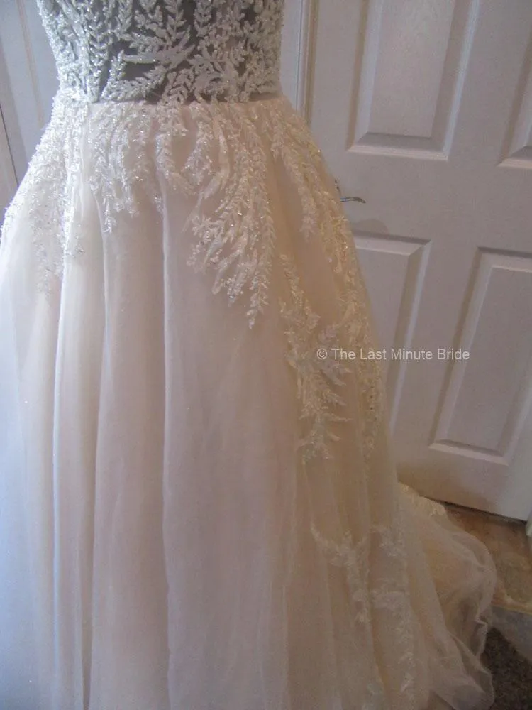 The Last Minute Bride syle Christy