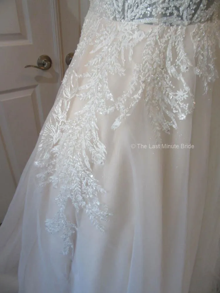 The Last Minute Bride syle Christy