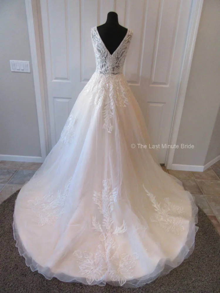 The Last Minute Bride syle Christy