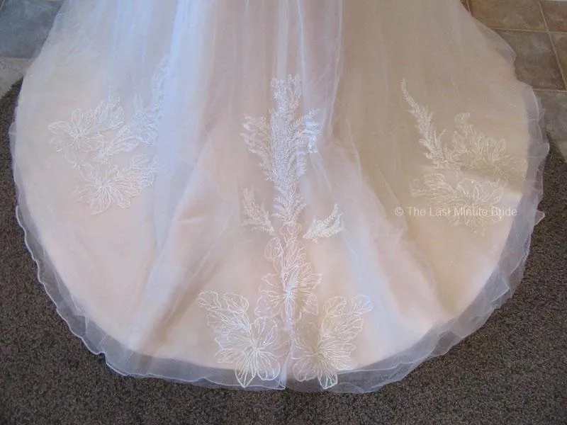 The Last Minute Bride syle Christy