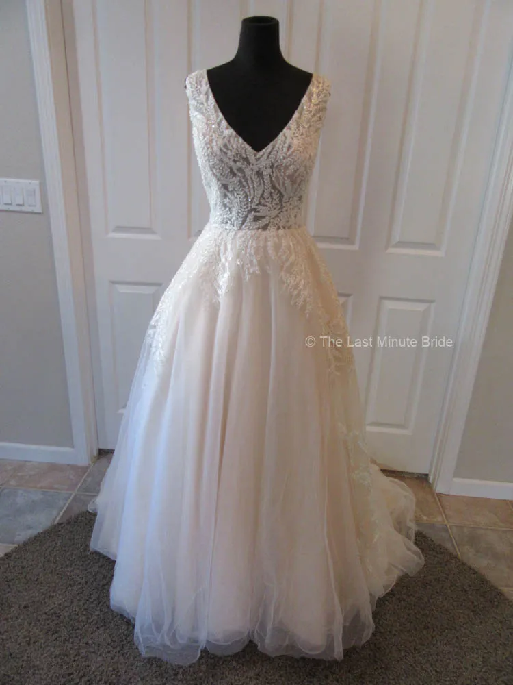 The Last Minute Bride syle Christy