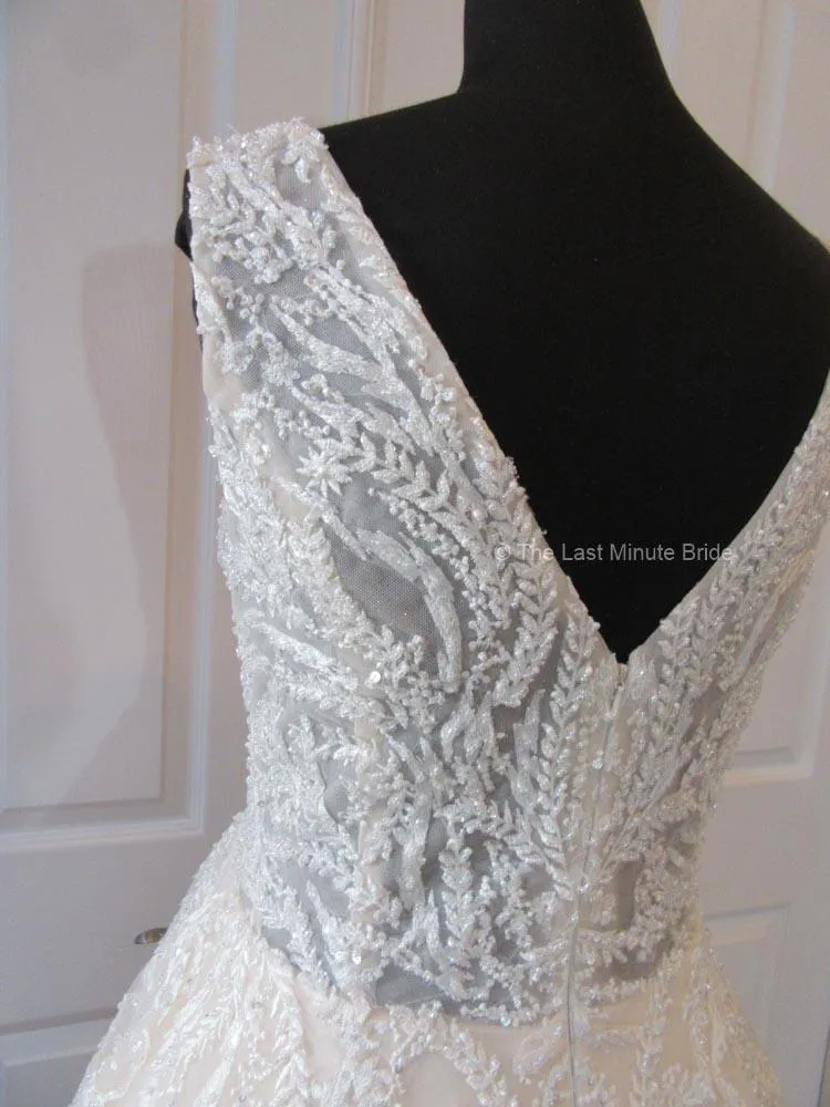 The Last Minute Bride syle Christy