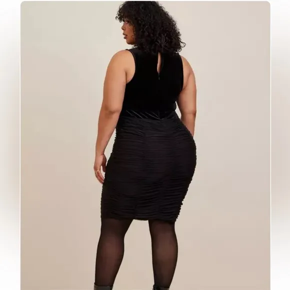 Torrid At The Knee Velvet Mesh Ruched Bodycon Dress NWT