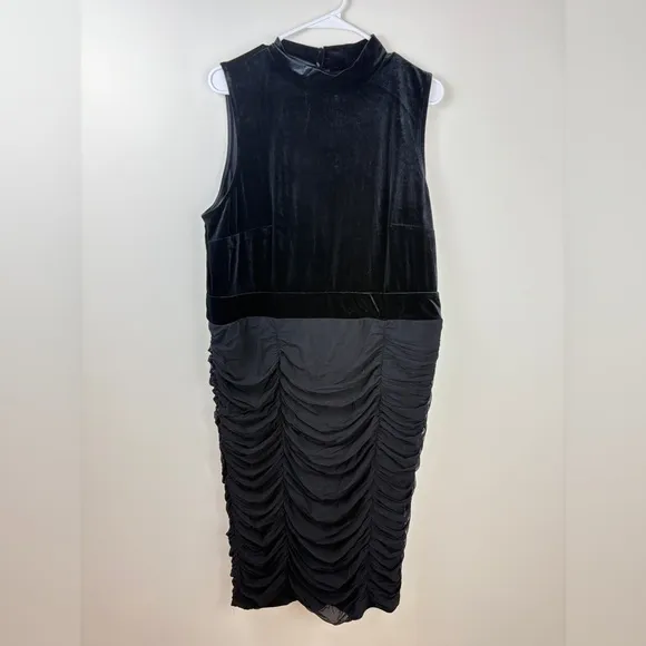 Torrid At The Knee Velvet Mesh Ruched Bodycon Dress NWT