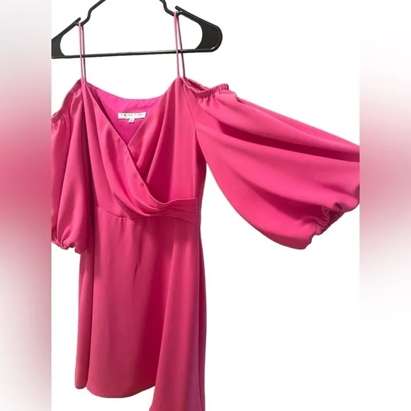 Trina Turk Women's Cold Shoulder Swing Dress with Spaghetti Straps, EUC size 8