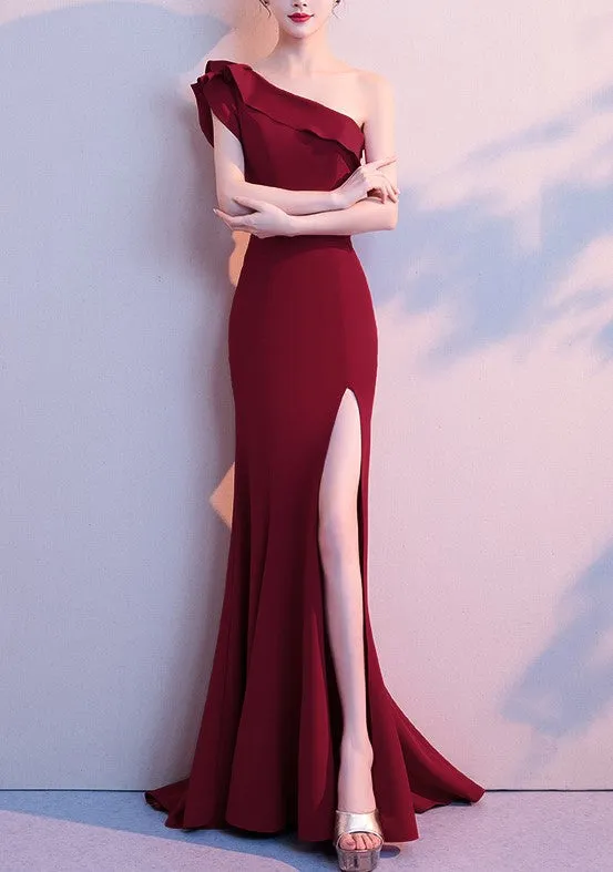 Venus Cut gown with slit