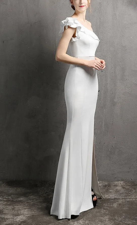 Venus Cut gown with slit