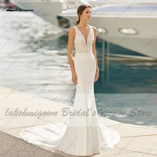 Vintage Mermaid Satin Wedding Gowns V-neck Open Back
