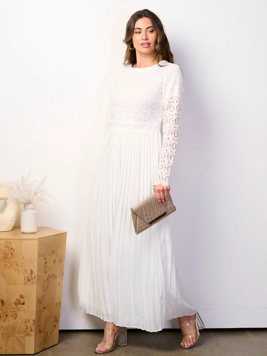 WOMEN'S LONG SLEEVE LACE PLEATED MAXI DRESS