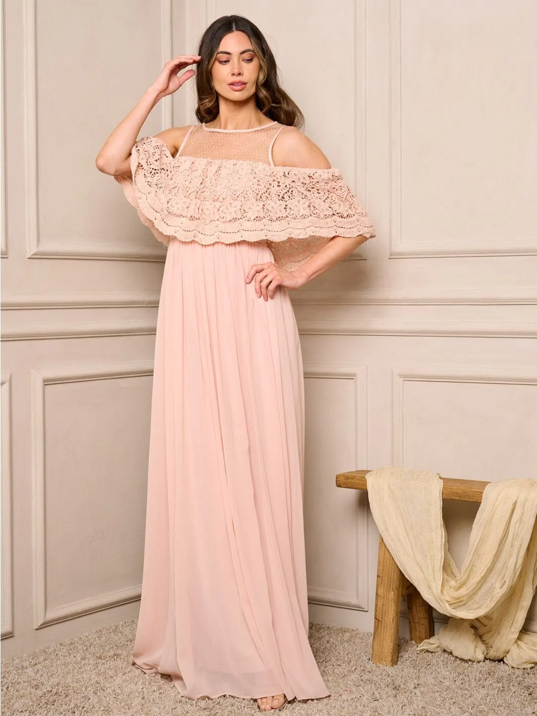 WOMEN'S OFF SHOULDER RUFFLE DETAILED PLEATED MAXI DRESS