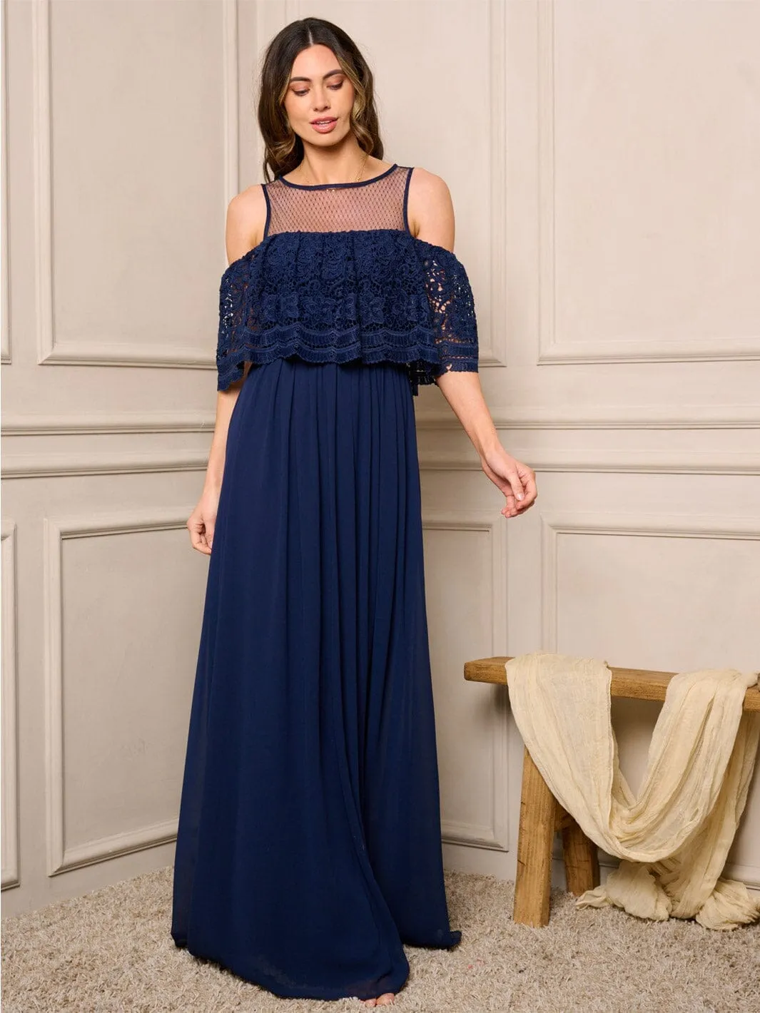 WOMEN'S OFF SHOULDER RUFFLE DETAILED PLEATED MAXI DRESS