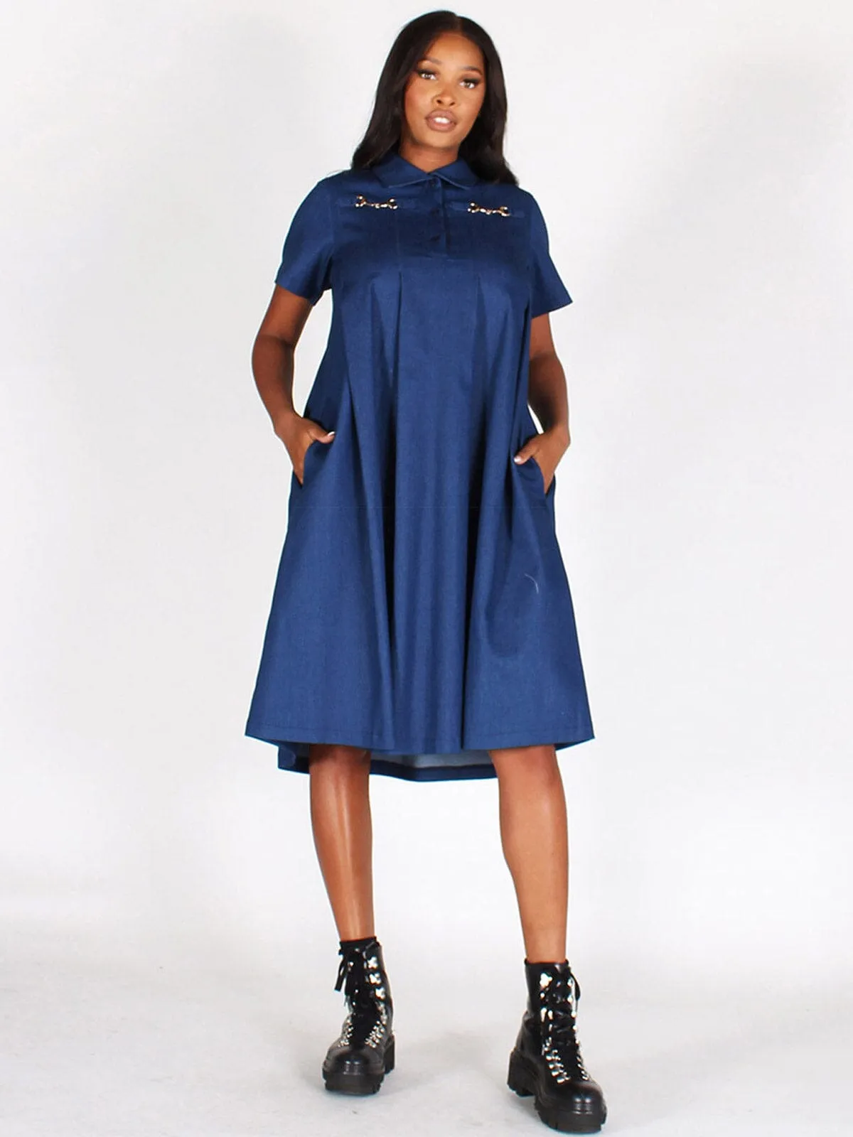 WOMEN'S SHORT SLEEVES POCKETS PLEATED DENIM MIDI DRESS